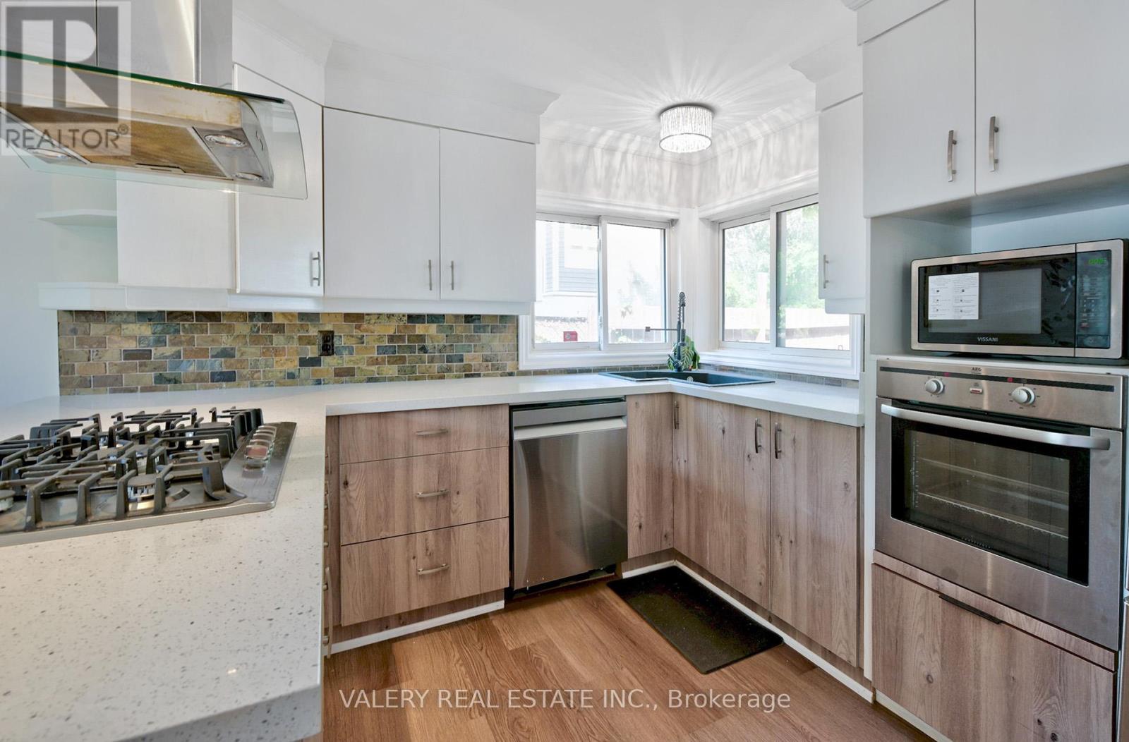 2314 BELYEA STREET - 18