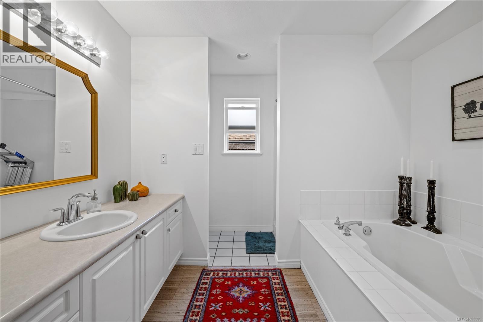 225 Crabapple Cres - 35