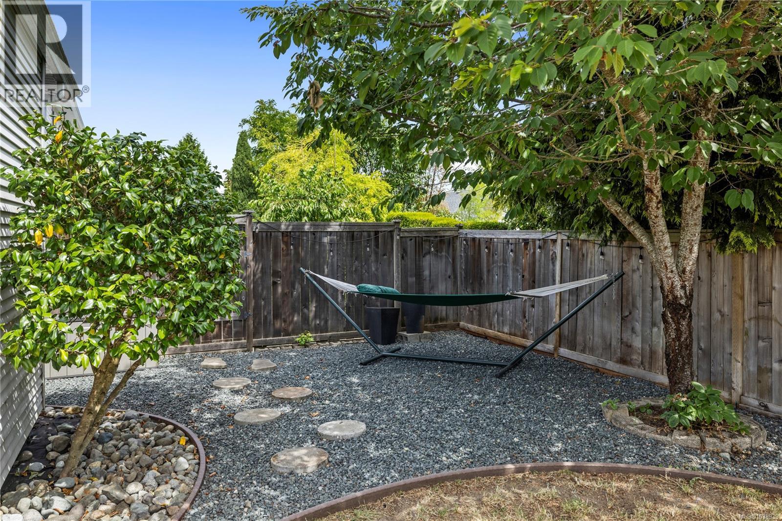225 Crabapple Cres - 7