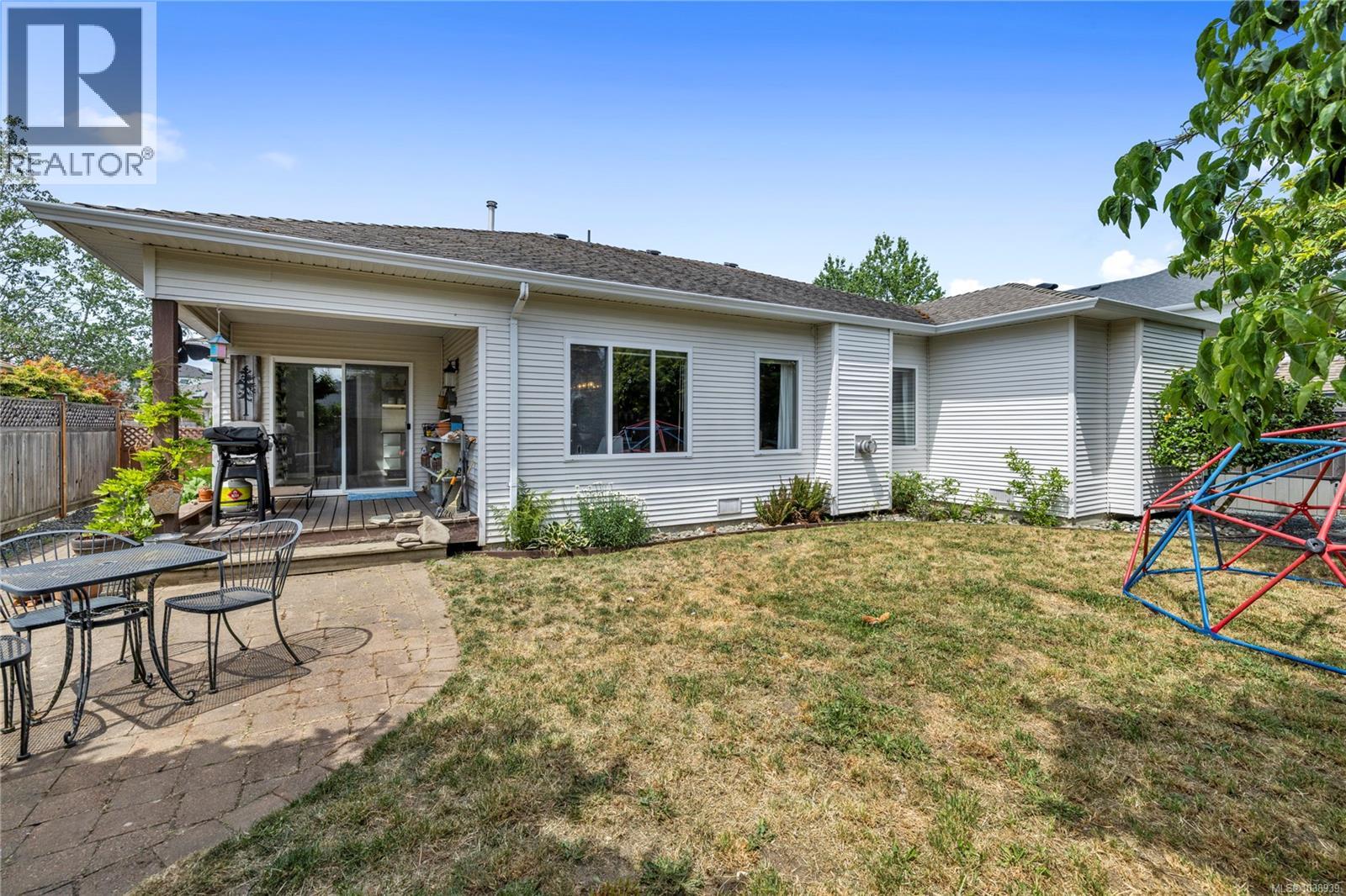 225 Crabapple Cres - 8