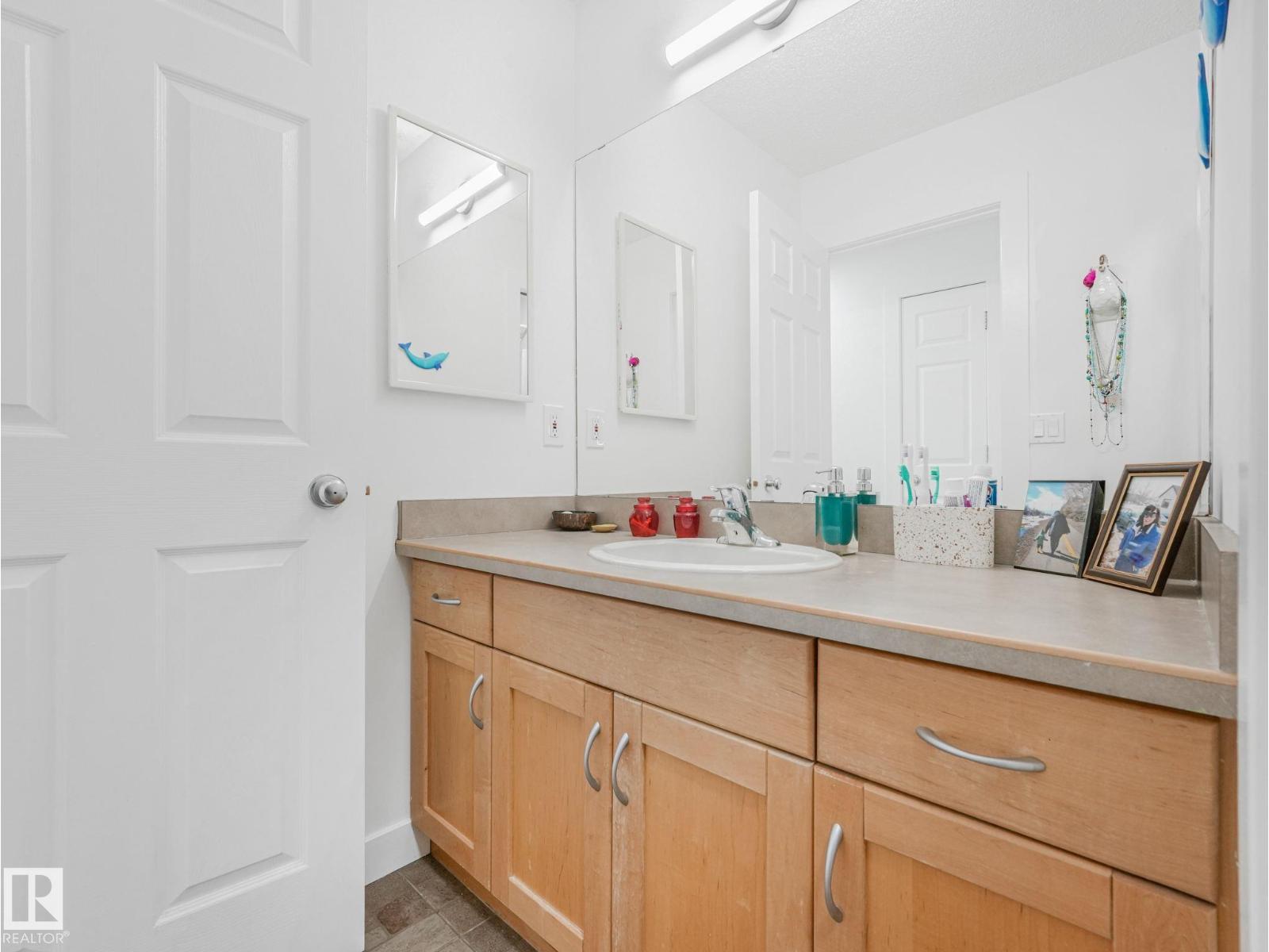 8 CRAIGEN CO — photo 20