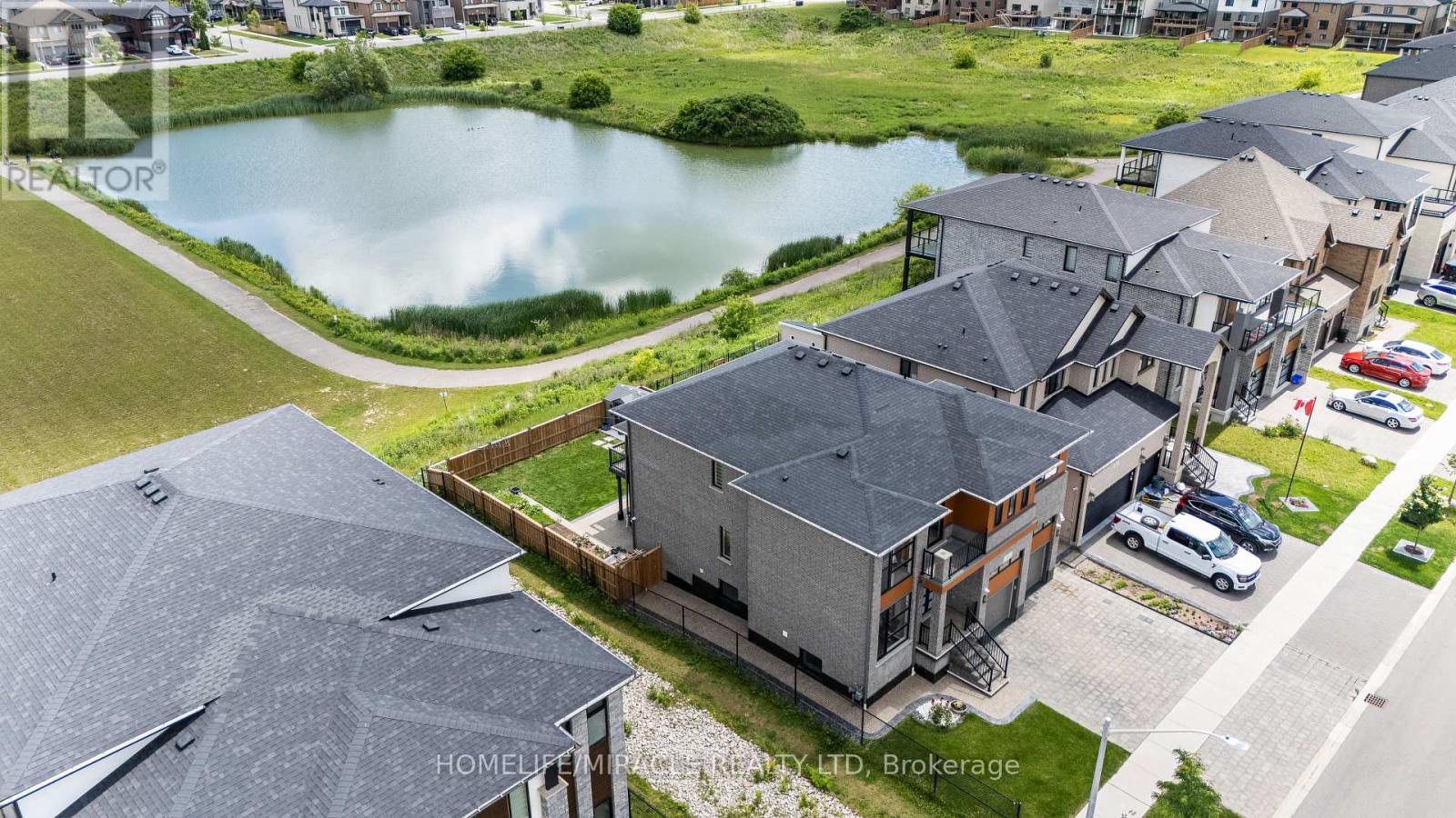 42 GRANDVILLE CIRCLE - 45