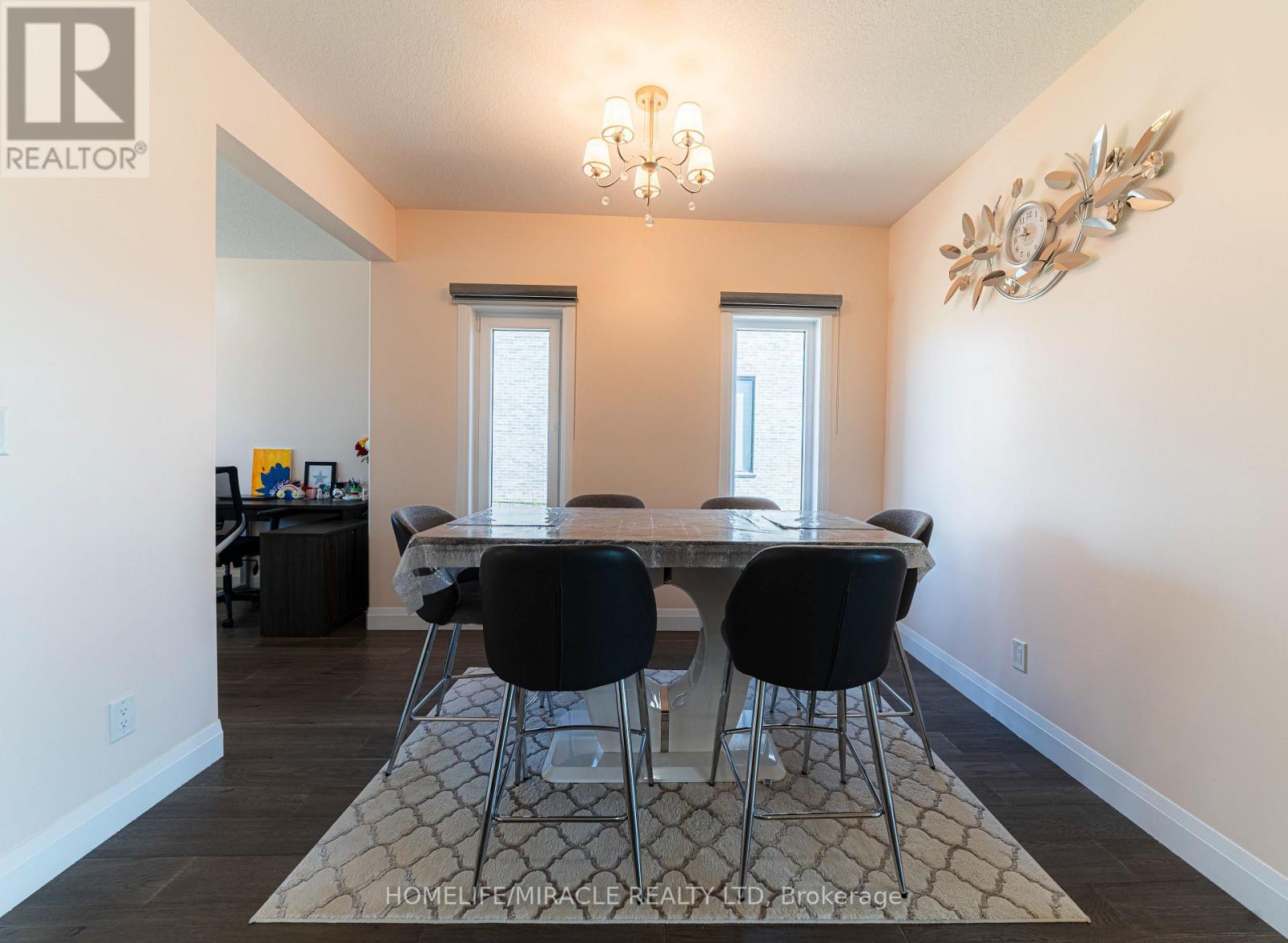 42 GRANDVILLE CIRCLE - 7
