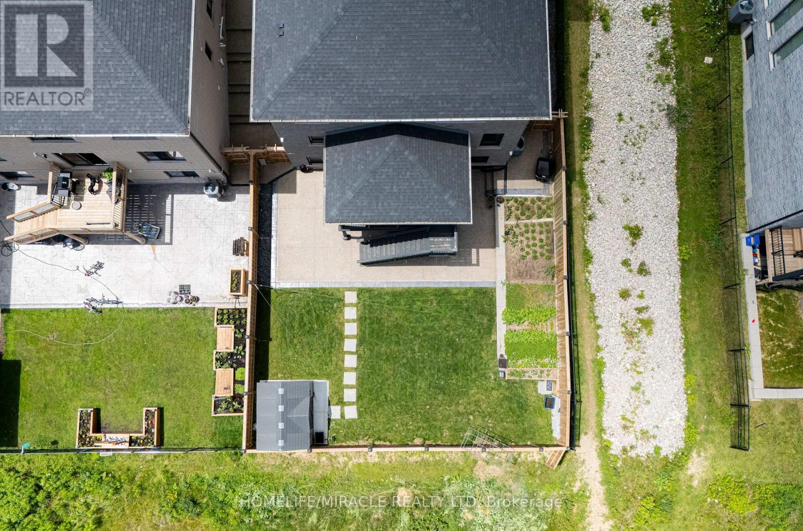 42 GRANDVILLE CIRCLE - 48