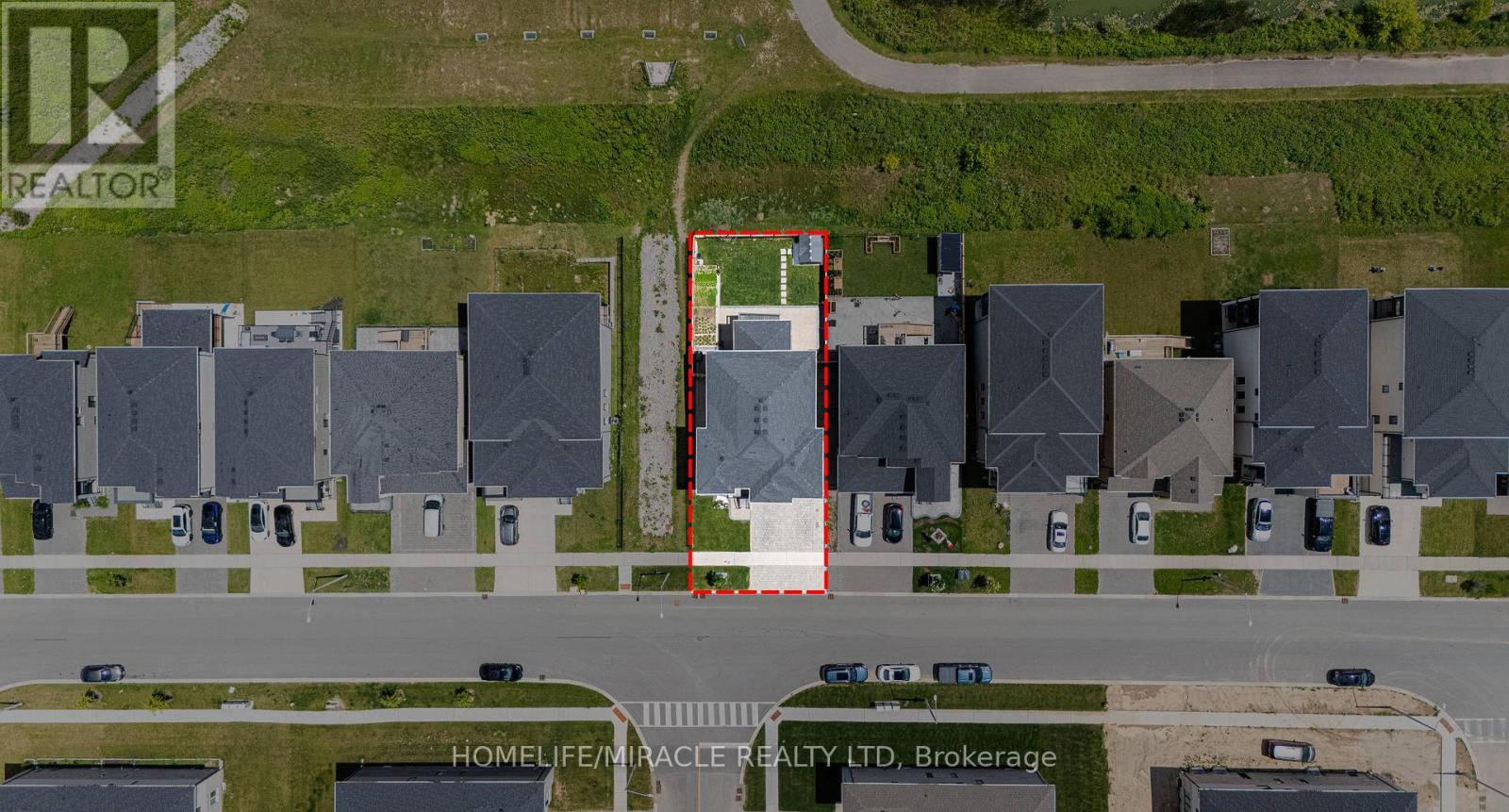 42 GRANDVILLE CIRCLE - 44