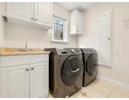 13518 Marine Drive, Surrey, BC V4A1G2 Photo 14