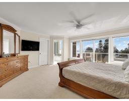 13518 Marine Drive, Surrey, BC V4A1G2 Photo 16