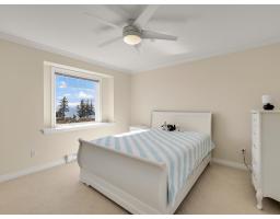 13518 Marine Drive, Surrey, BC V4A1G2 Photo 22