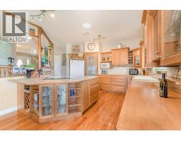 Foyer - 109 Revel Crescent, Enderby, BC V4Y4B8 Photo 9