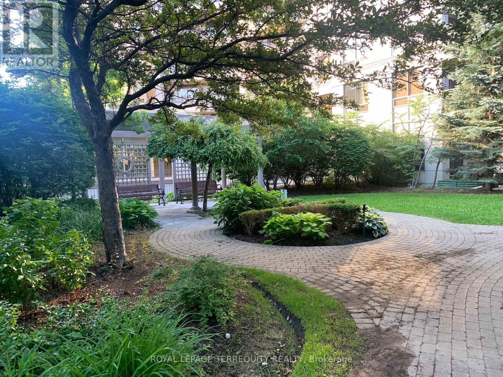 #GPH19 80 HARRISON GARDEN BOULEVARD - 40
