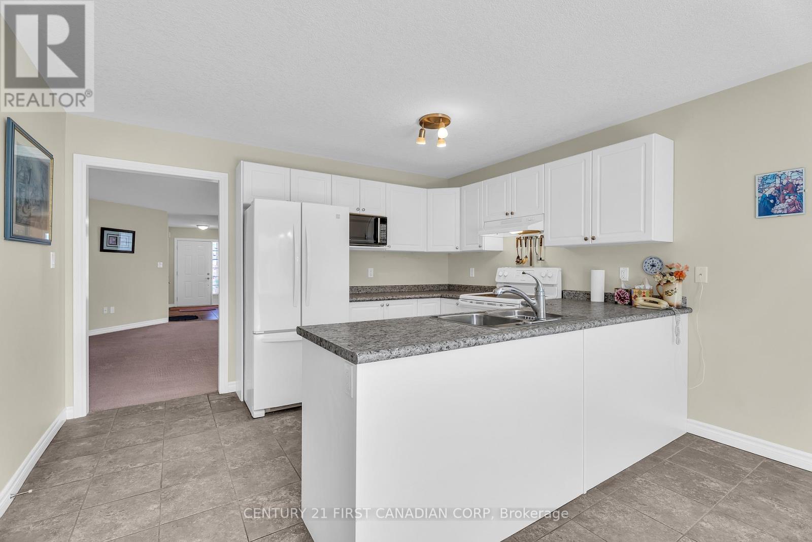 3191 SINGLETON AVENUE - 16