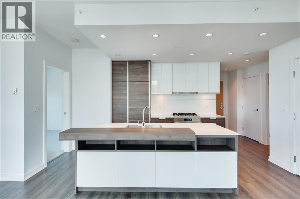 4688 KINGSWAY WAY, Burnaby — photo 2