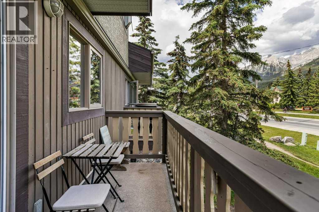 204, 512 Bow Valley Trail — photo 23