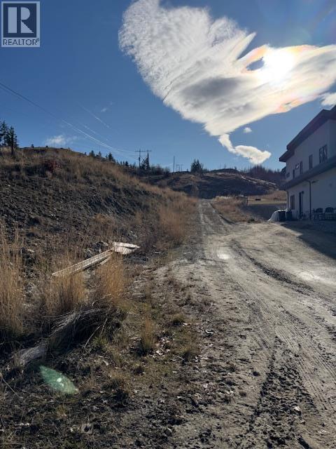  602 TRUMPETER Road, Kelowna