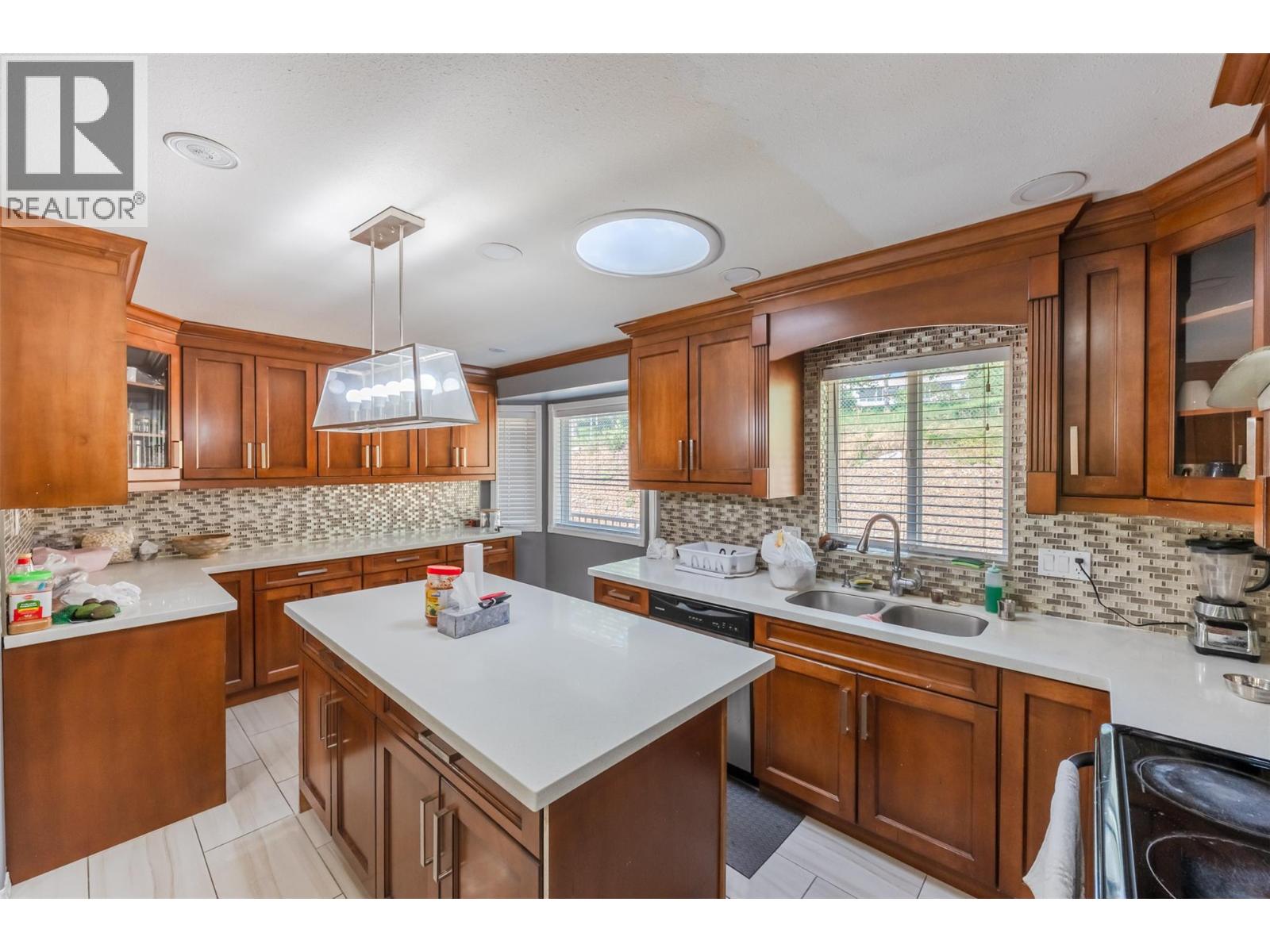 6128 Saint martin Place - 5