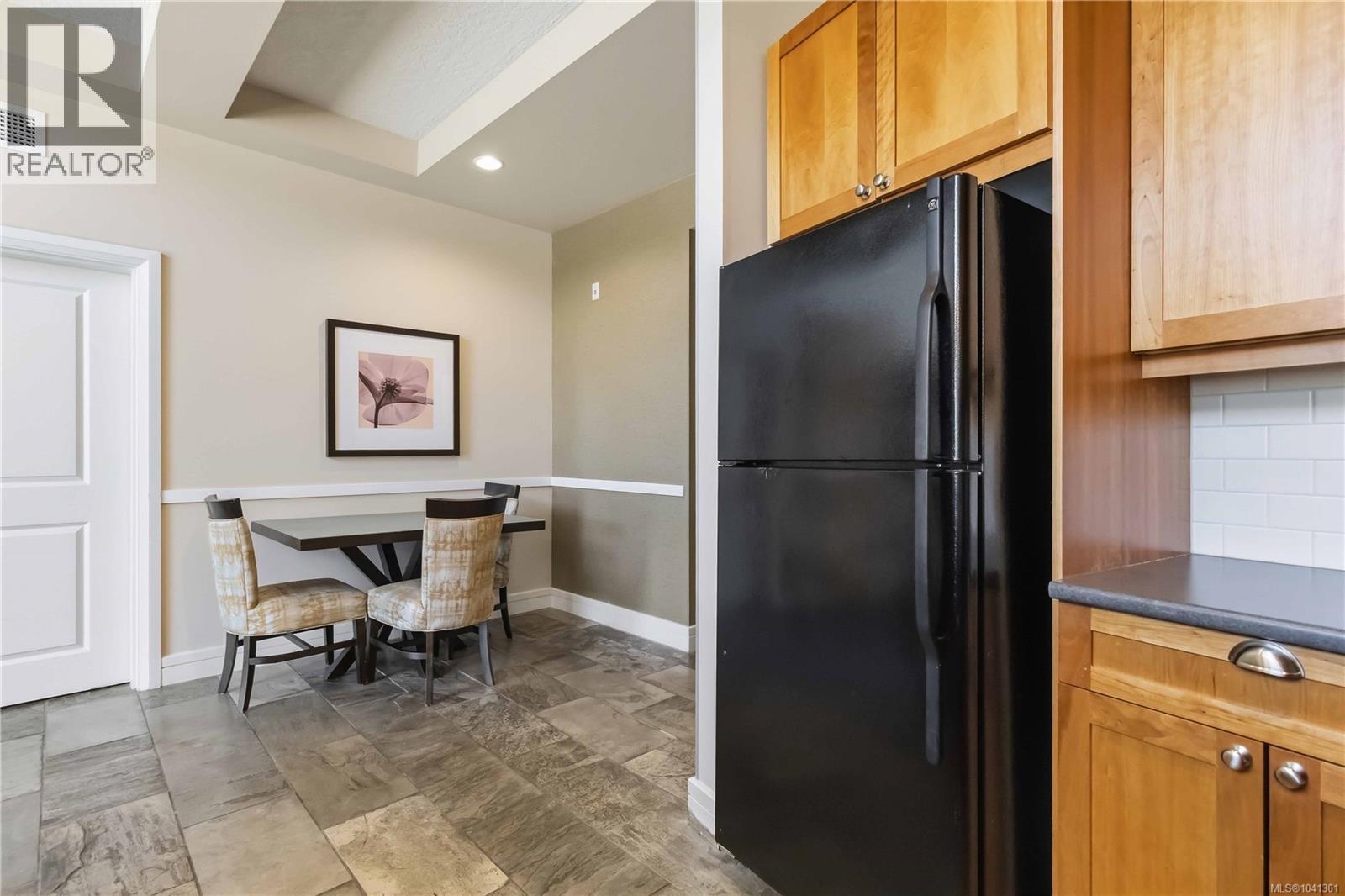 #316B 1376 Lynburne Pl - 25
