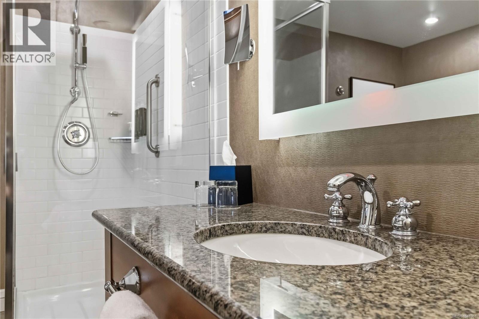 #316B 1376 Lynburne Pl - 39