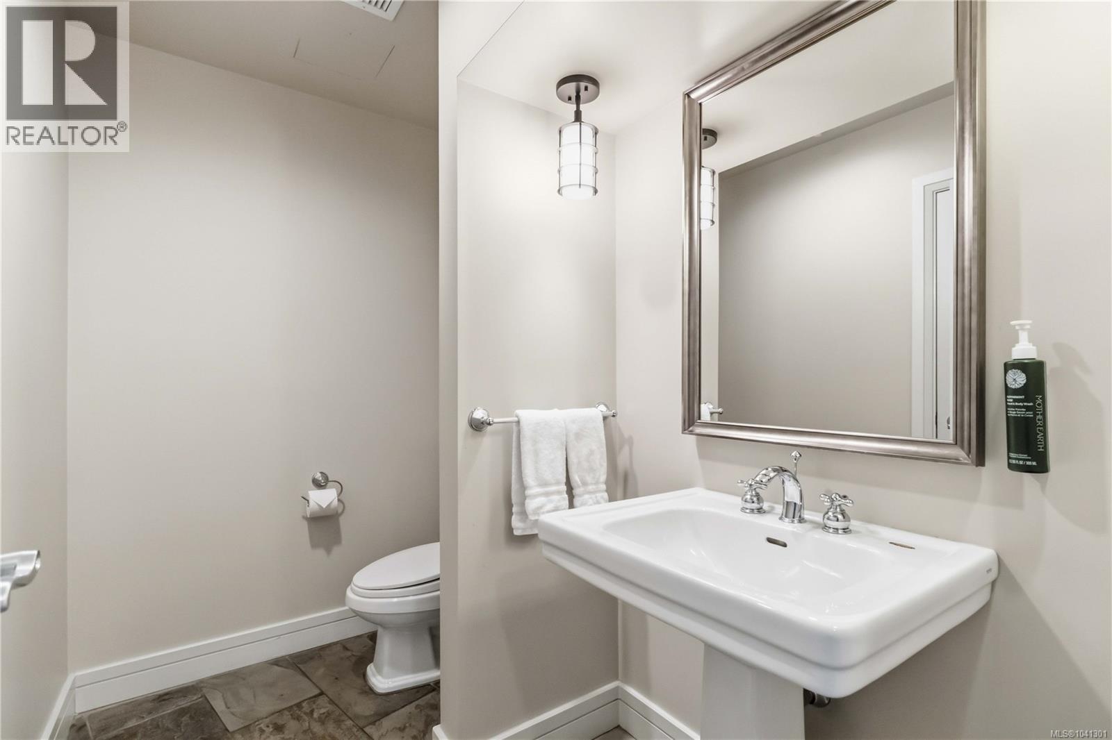 #316B 1376 Lynburne Pl - 49