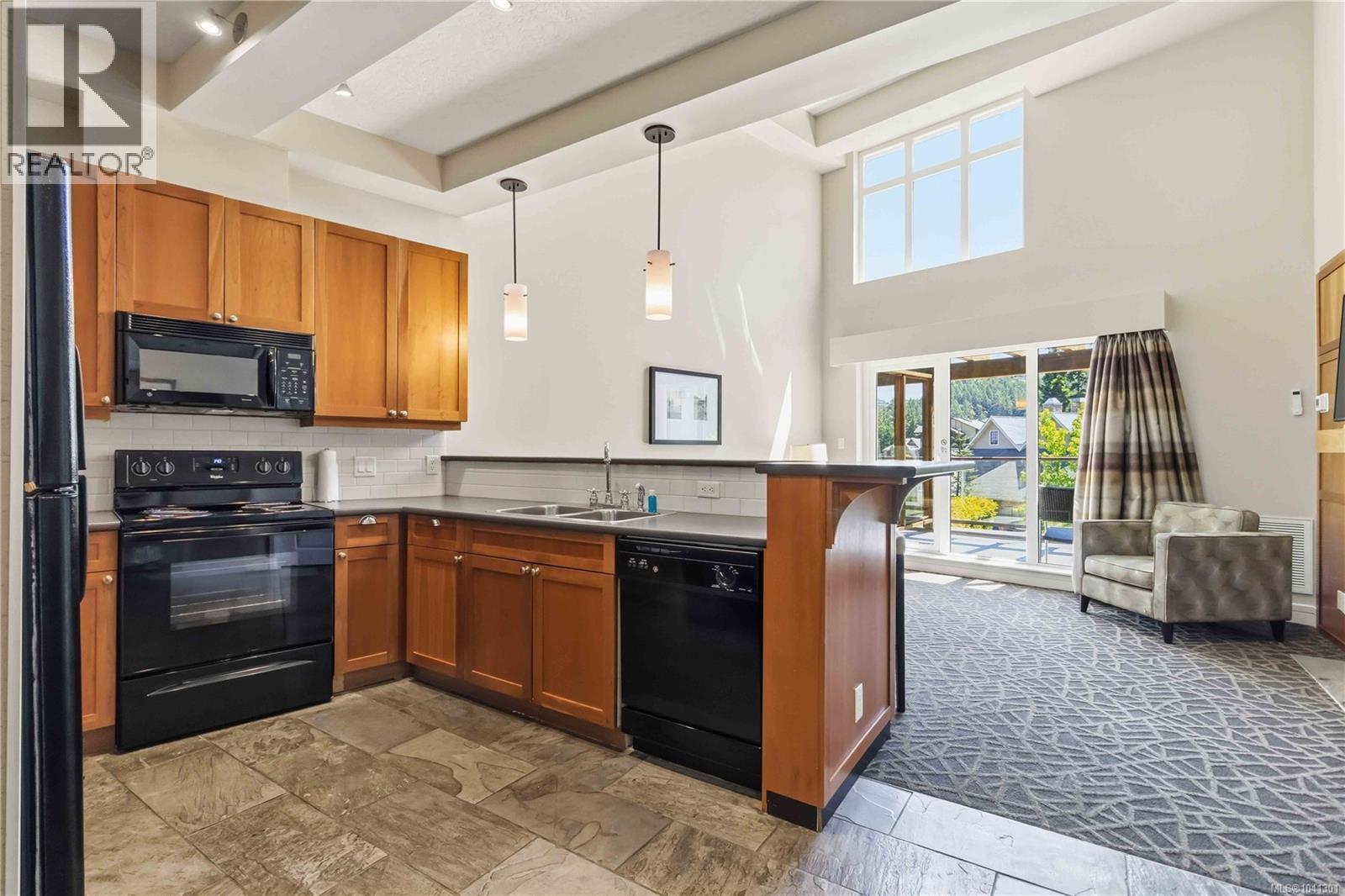 #316B 1376 Lynburne Pl - 5
