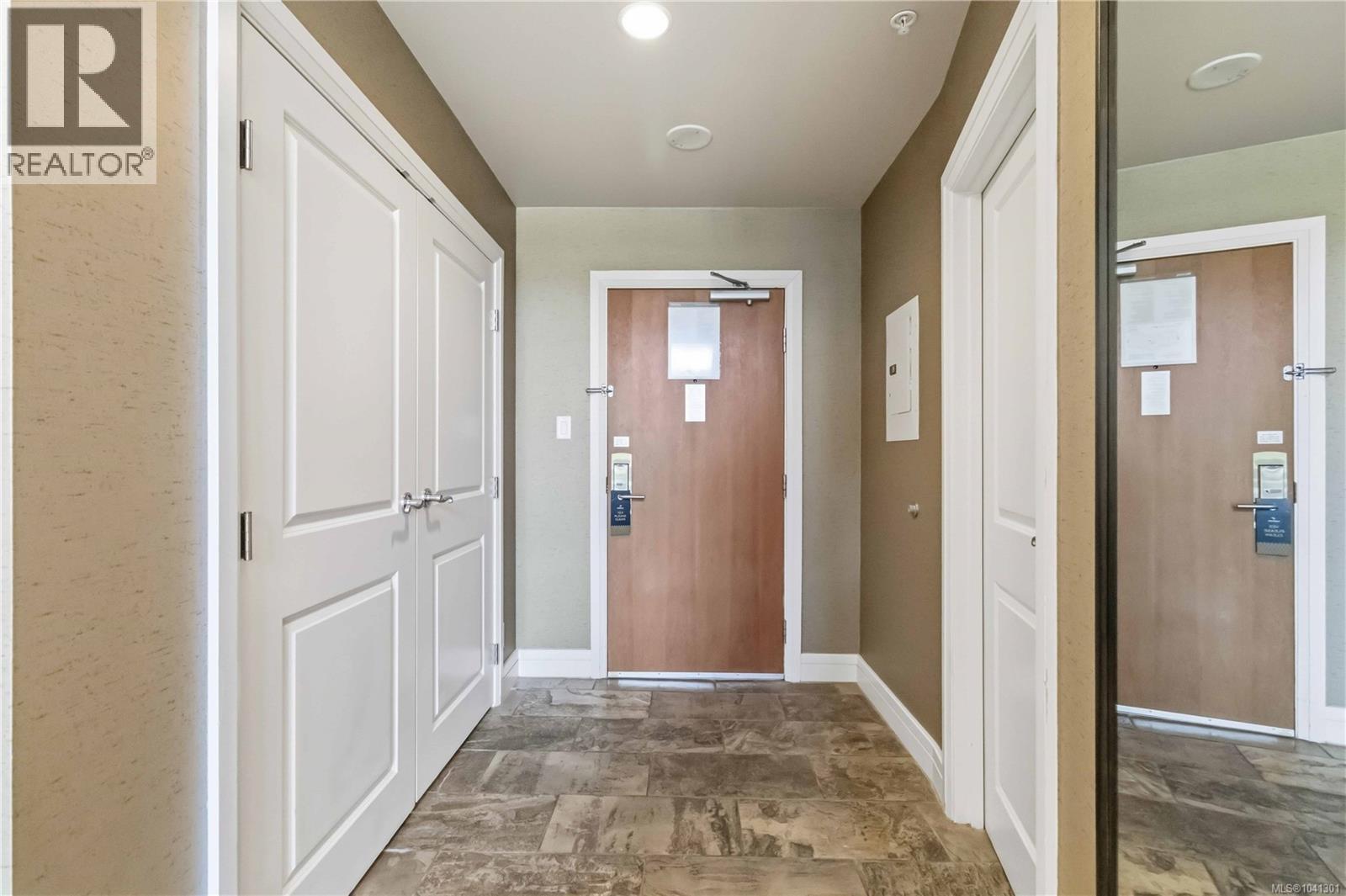 #316B 1376 Lynburne Pl - 8