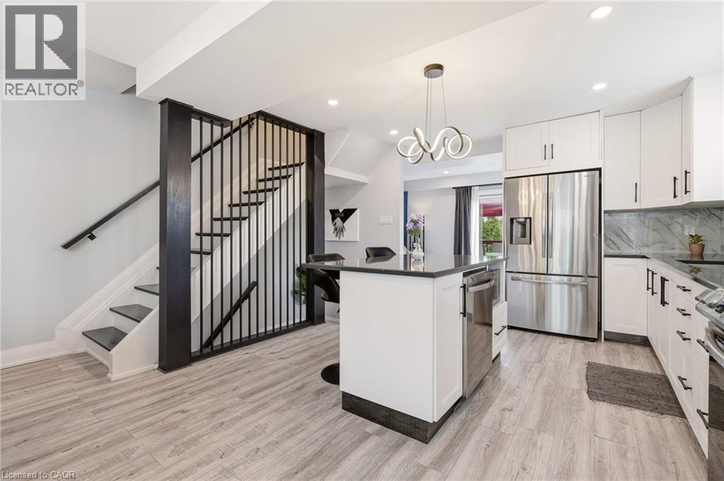 #12 130 LIVINGSTON Avenue - 17