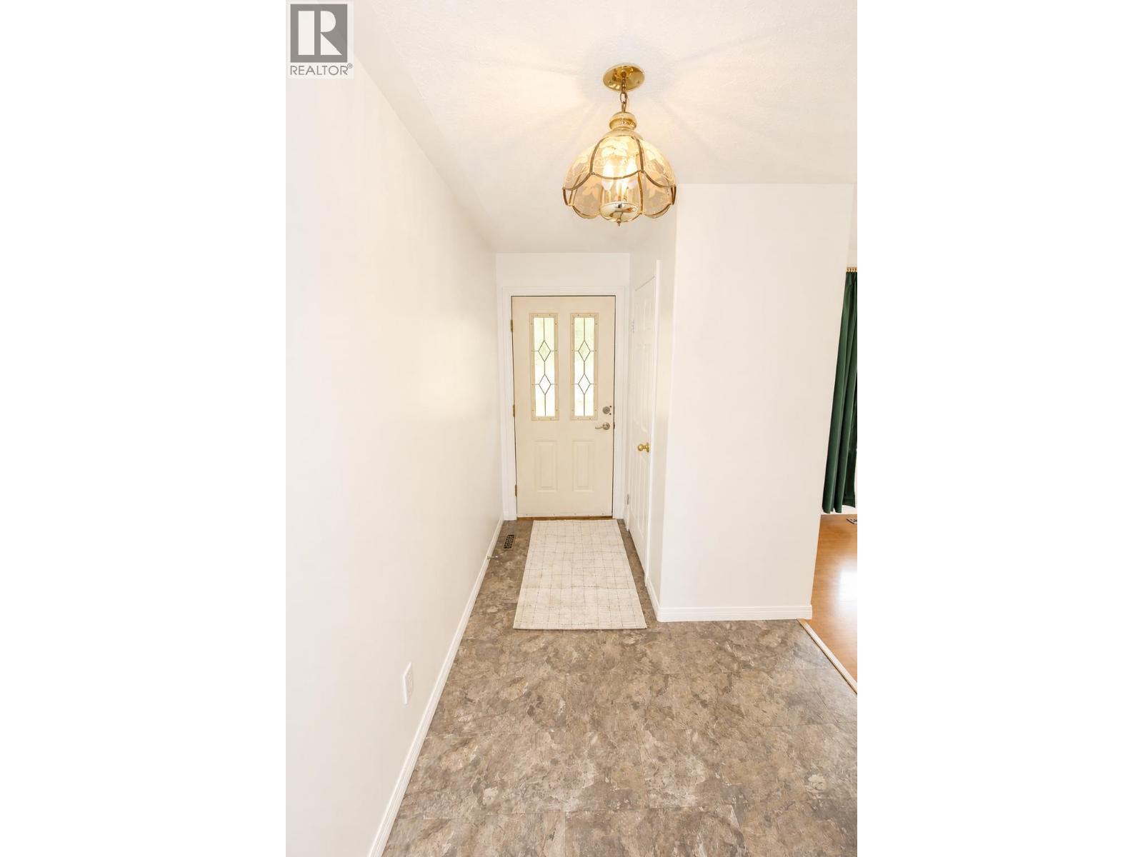 1017 LUND ROAD - 16