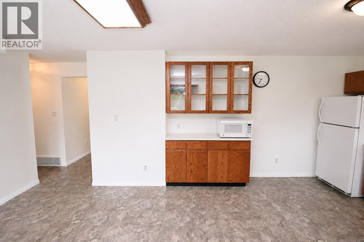 1017 LUND ROAD - 10