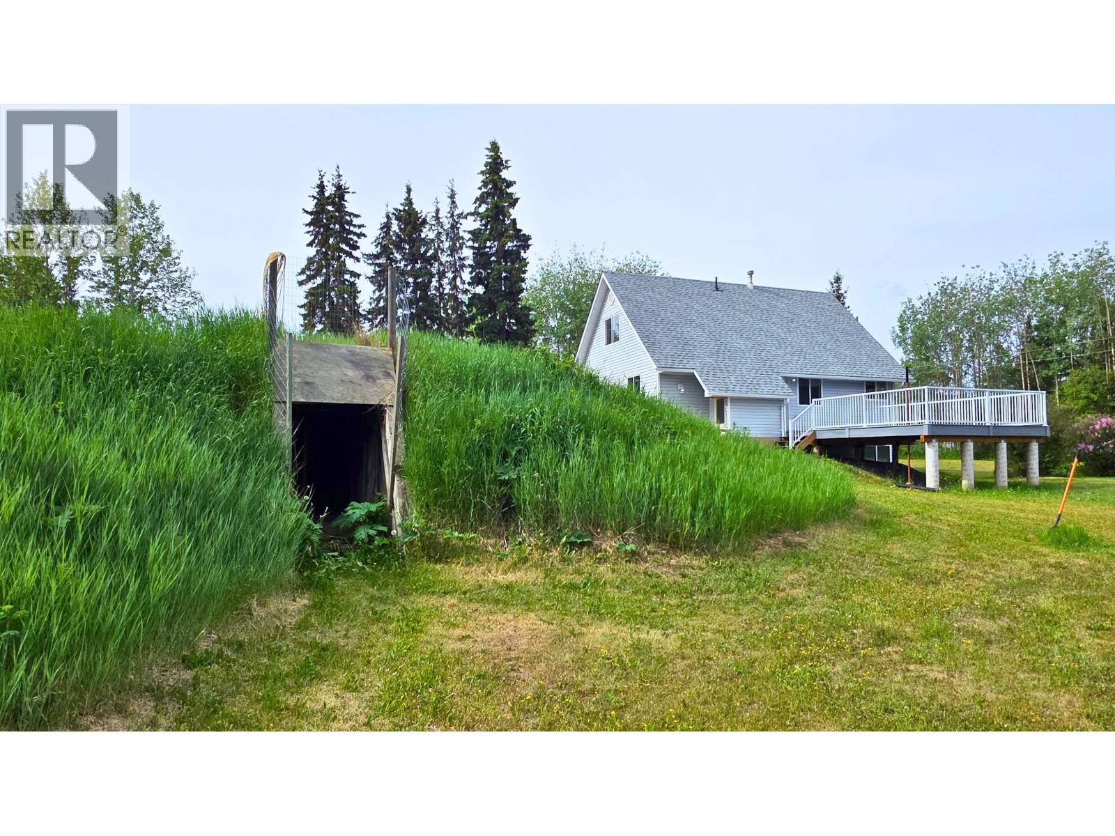 1017 LUND ROAD - 30