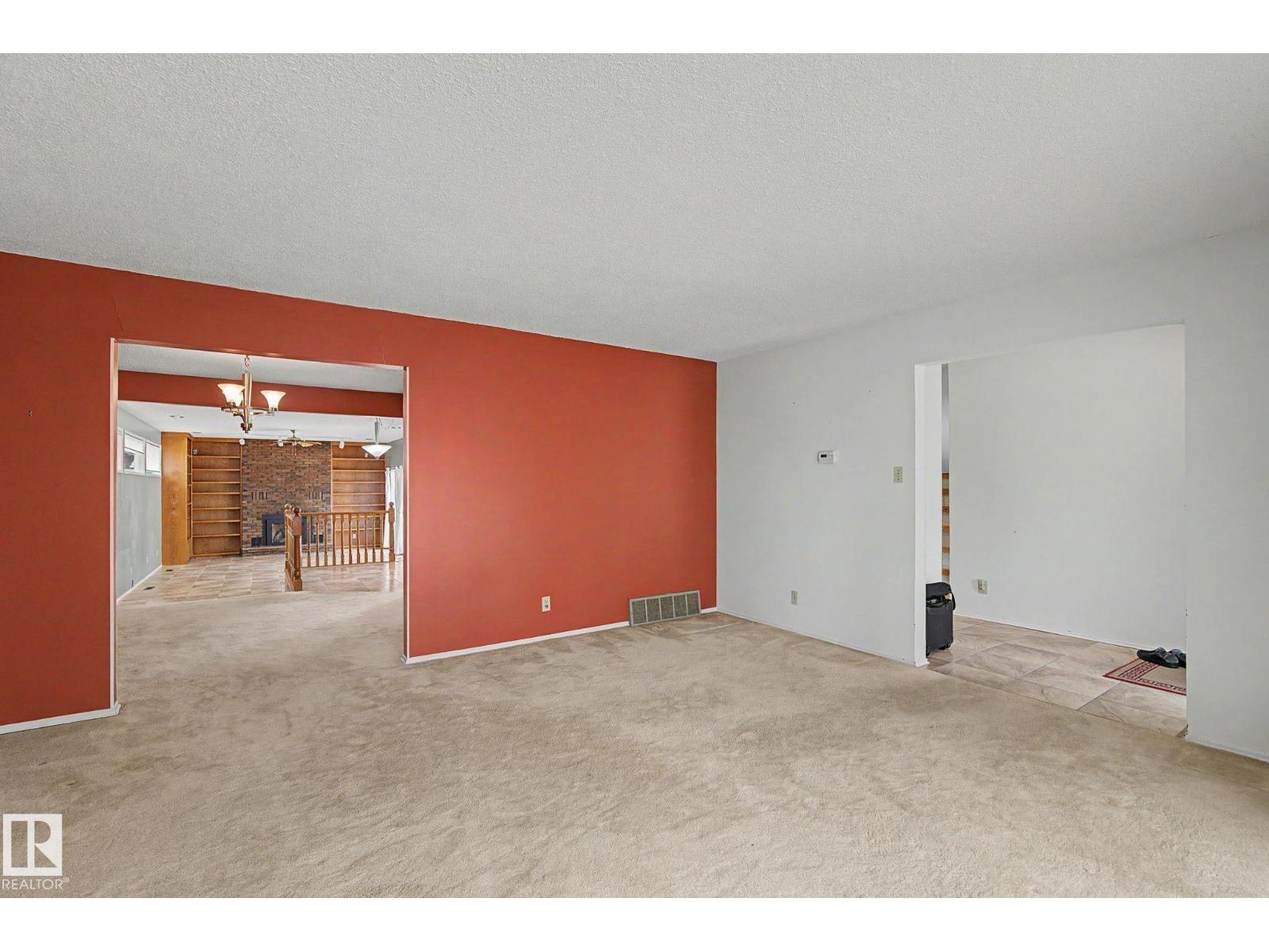 5112 143 ST NW - 10