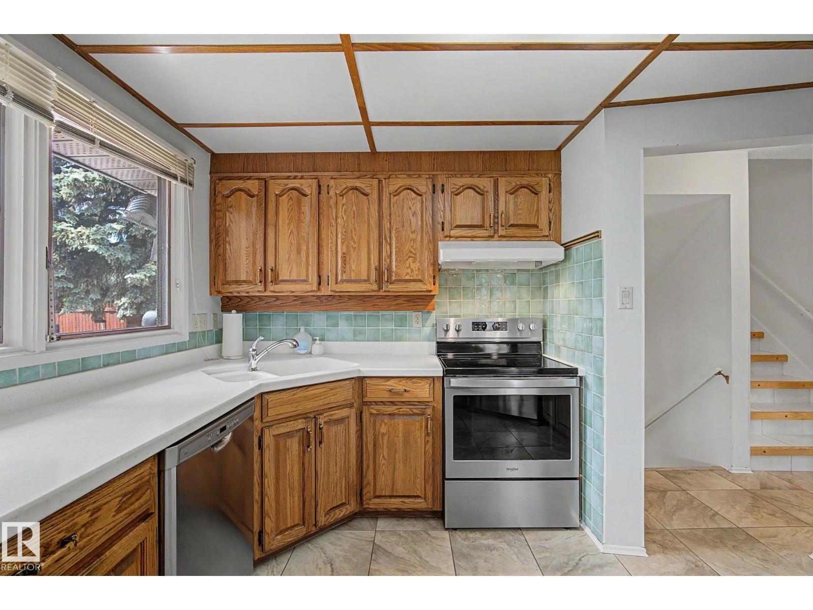 5112 143 ST NW - 22