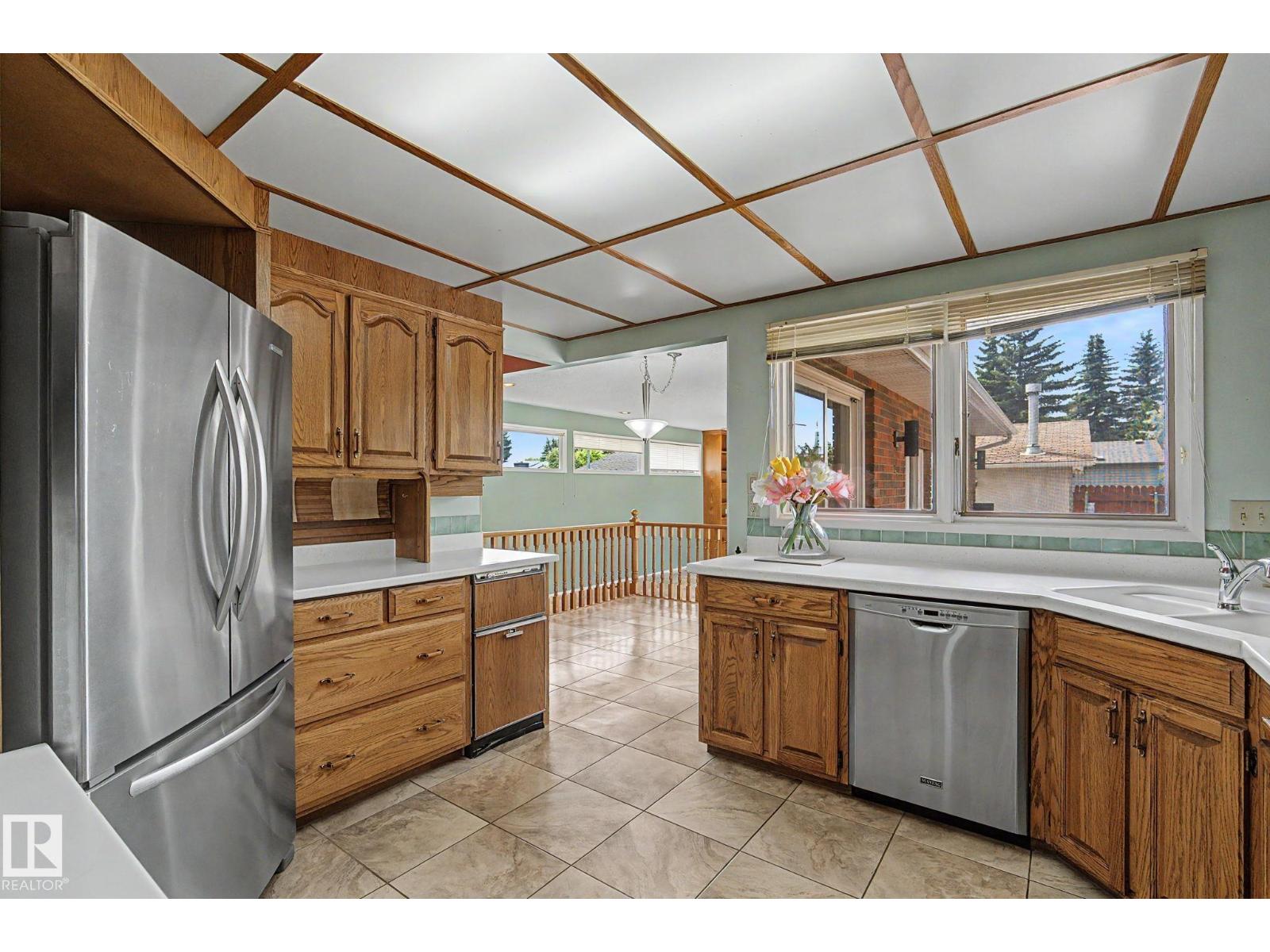 5112 143 ST NW - 25