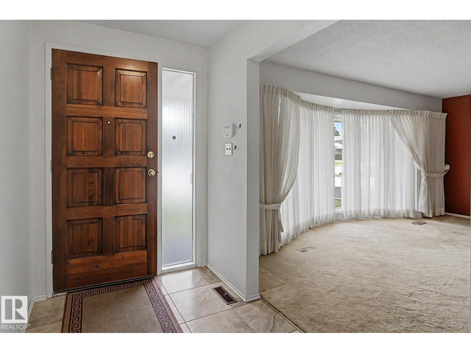 5112 143 ST NW - 3