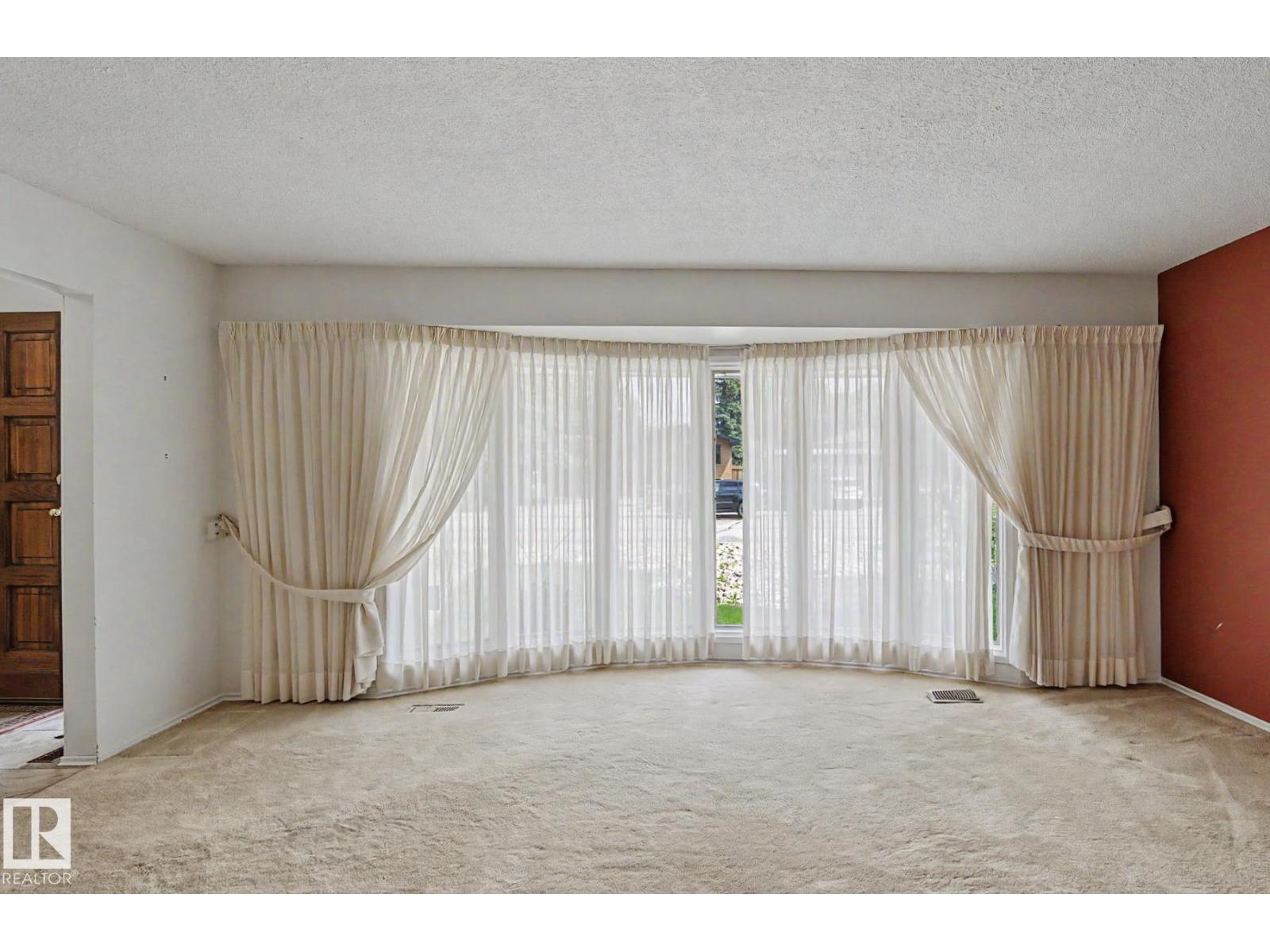 5112 143 ST NW - 5