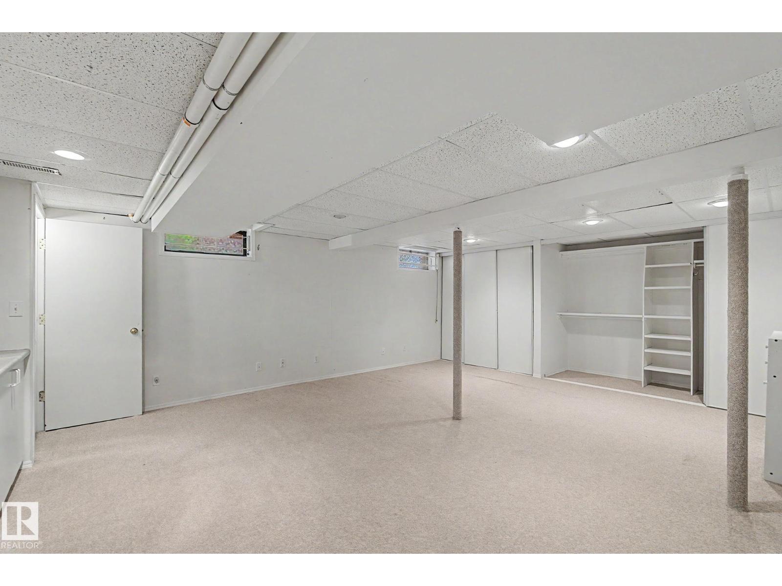 5112 143 ST NW - 52