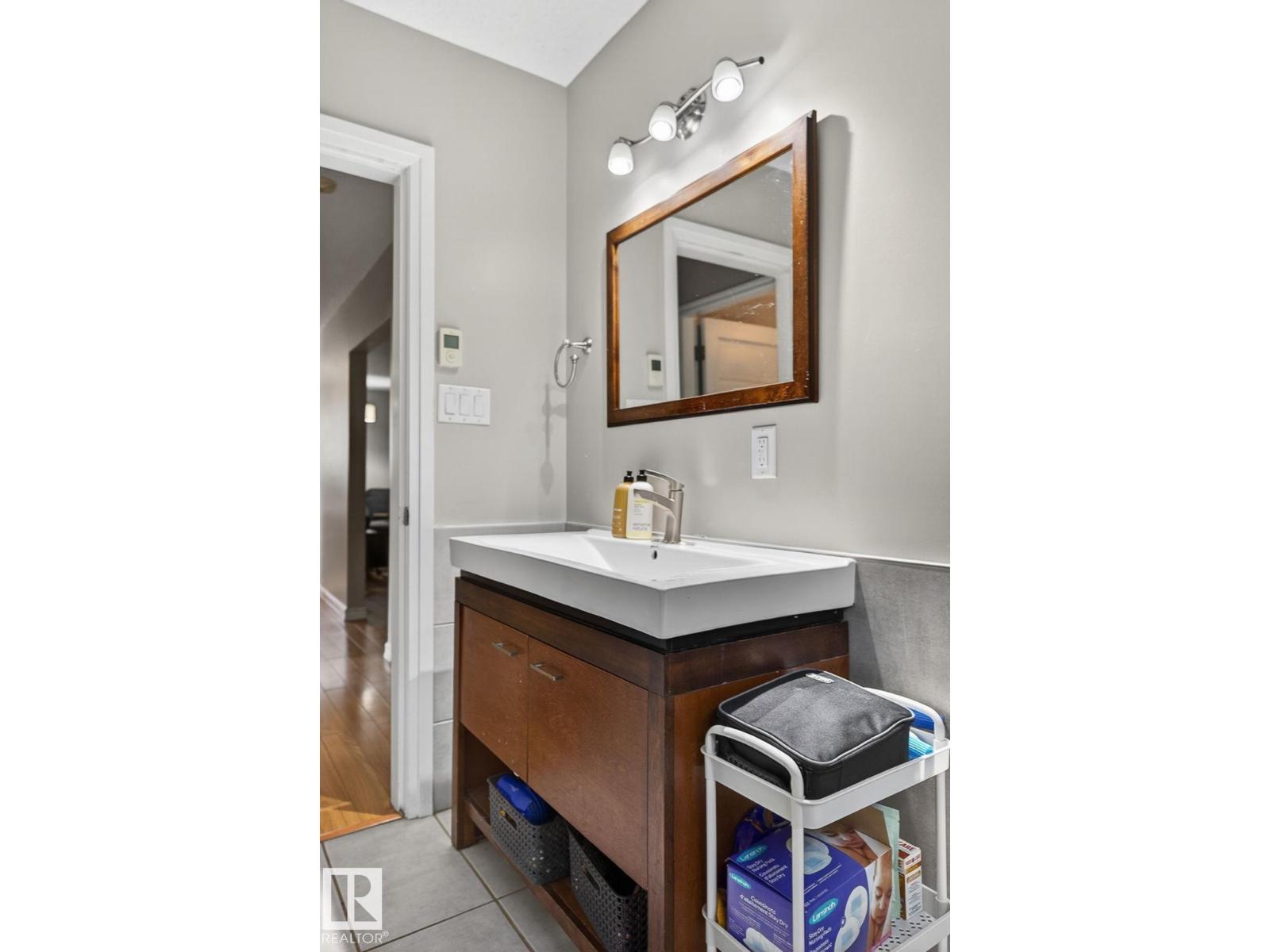 7804 136 AV NW - 20