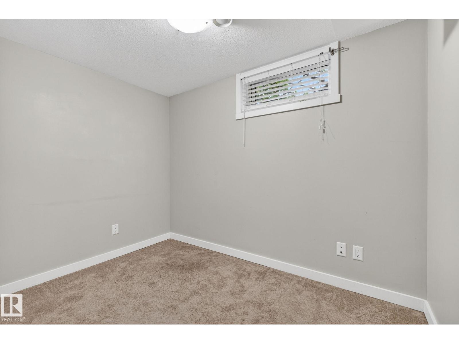 7804 136 AV NW - 41