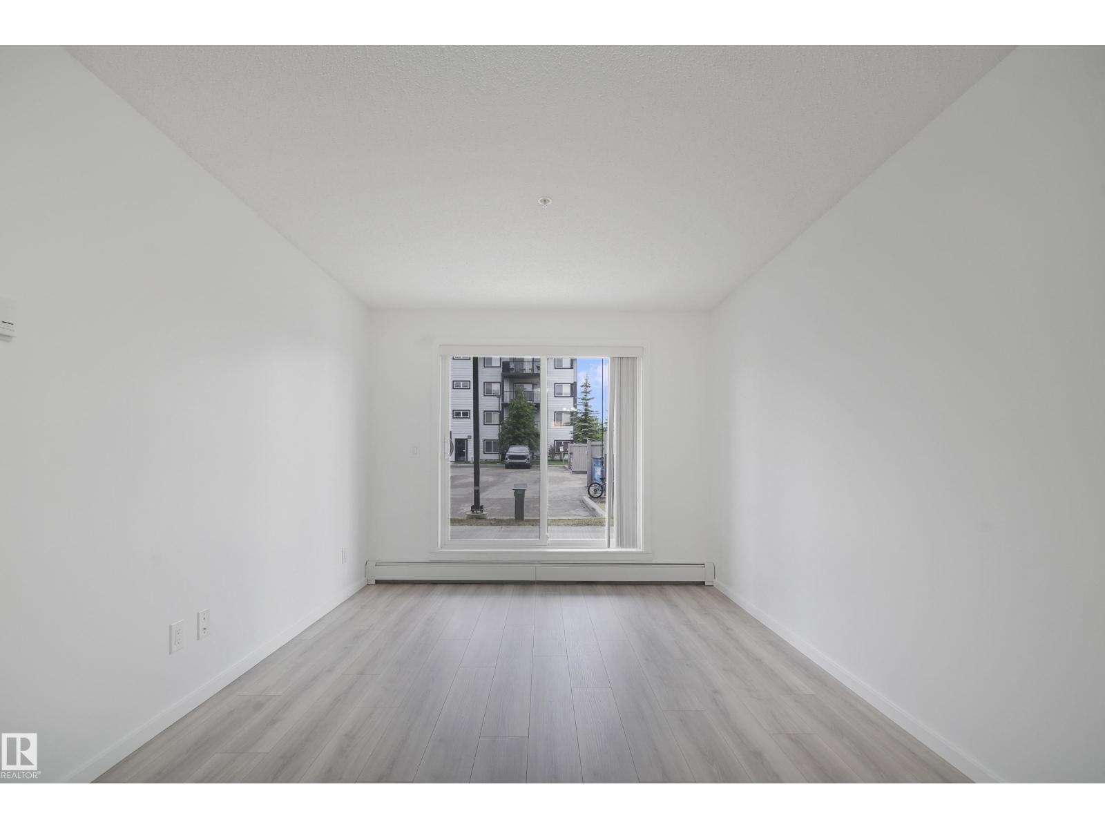 #114 3357 16A AV NW - 18
