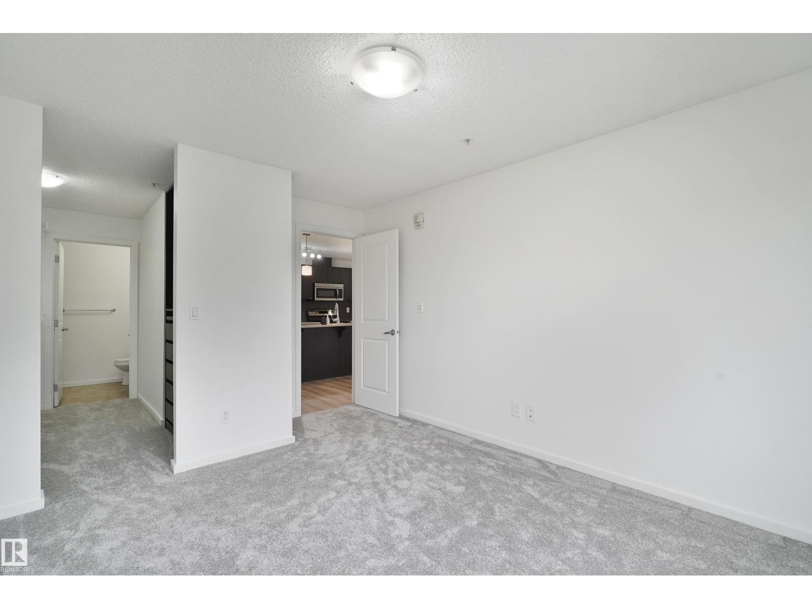 #114 3357 16A AV NW - 29