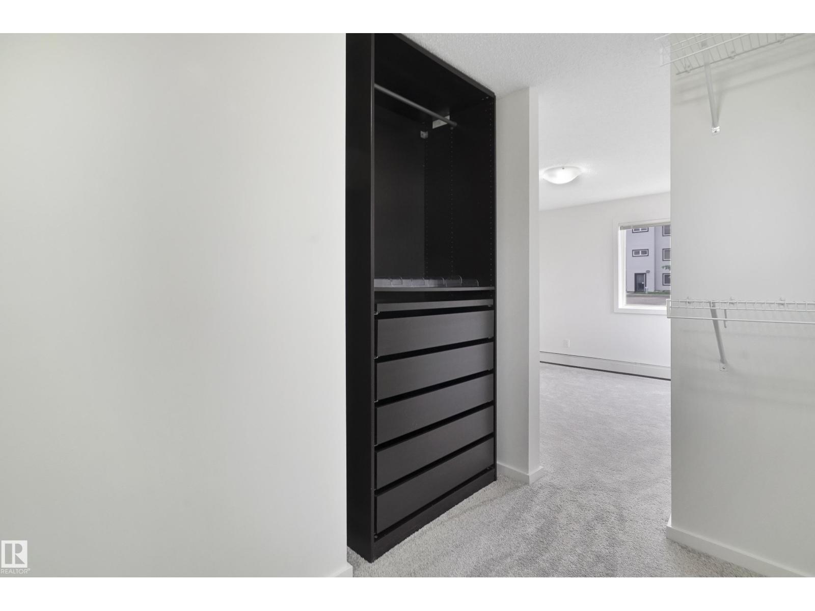 #114 3357 16A AV NW - 33