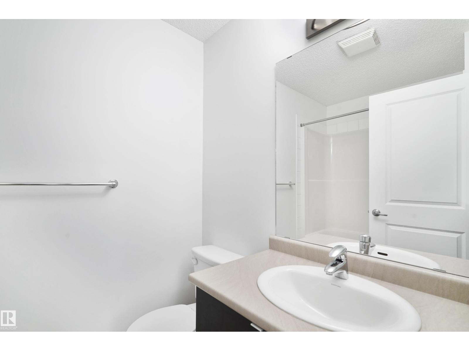 #114 3357 16A AV NW - 35