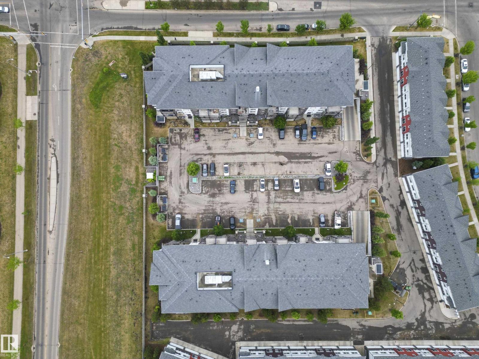 #114 3357 16A AV NW - 4