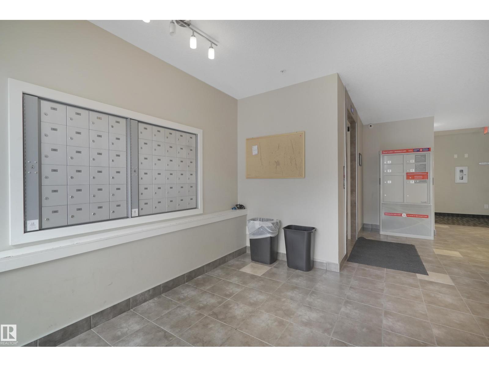#114 3357 16A AV NW - 46