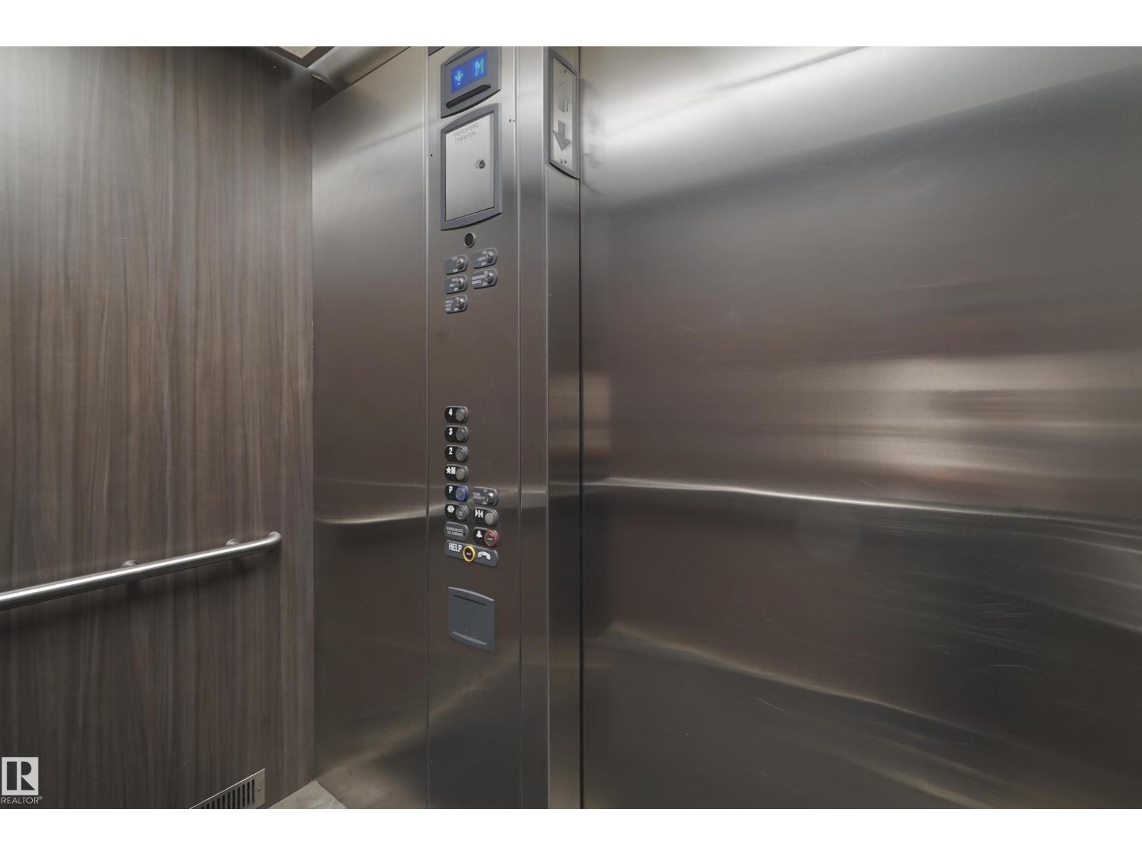 #114 3357 16A AV NW - 47