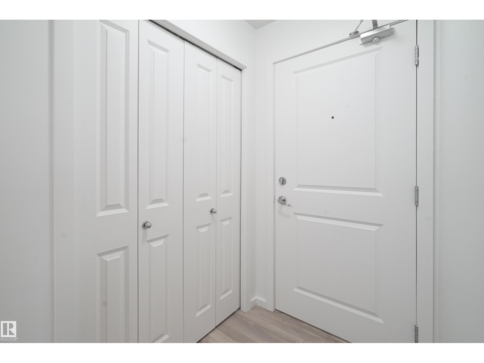 #114 3357 16A AV NW - 5