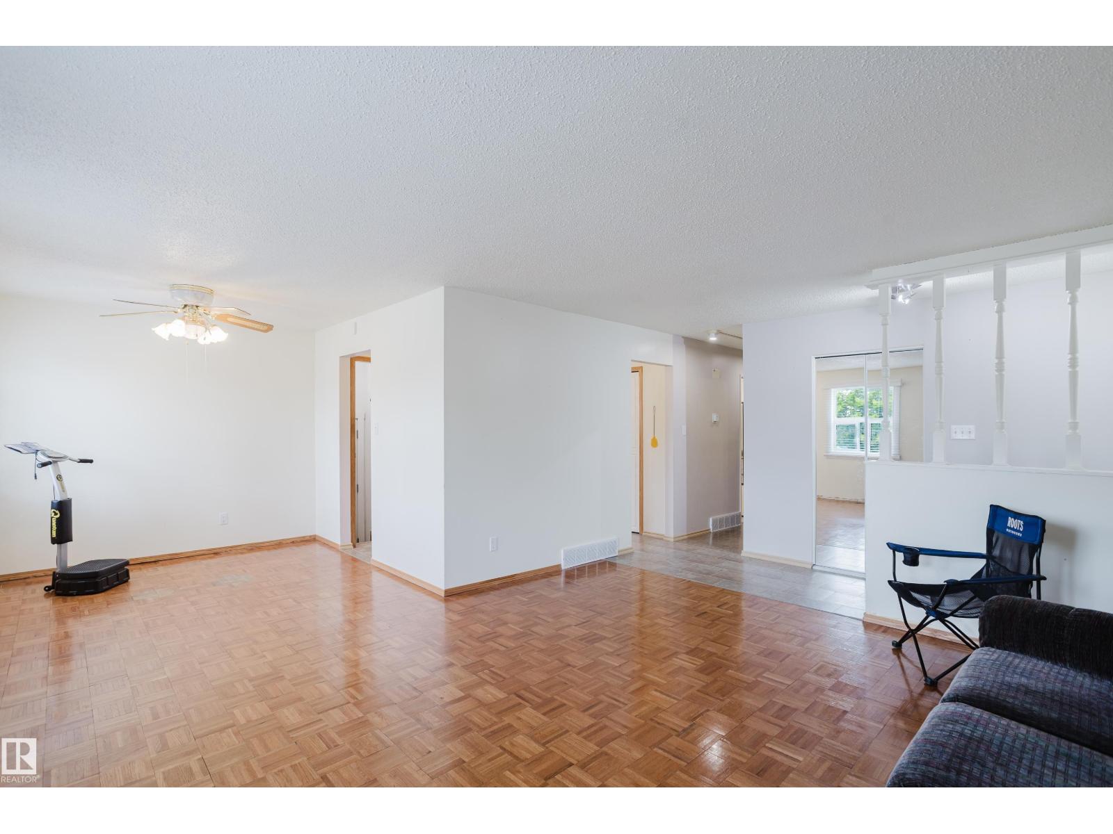212 Homestead CR NW - 10