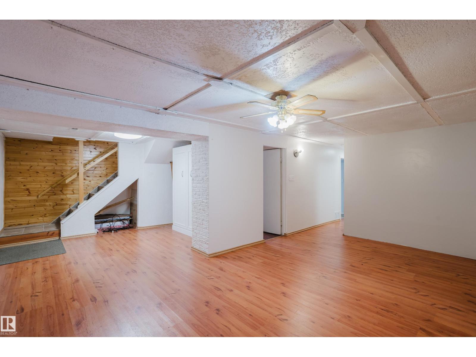 212 Homestead CR NW - 37