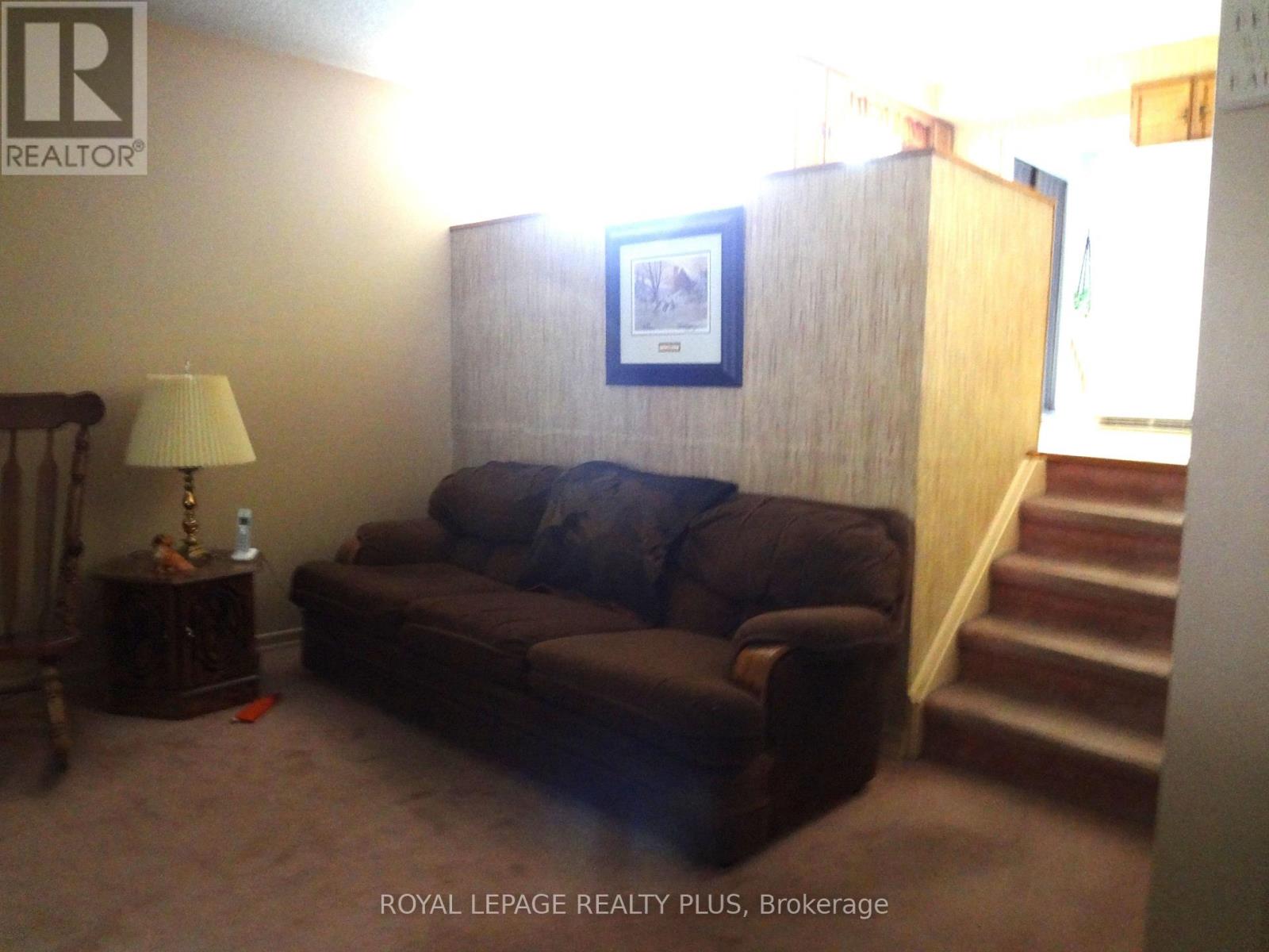4170 TREETOP CRESCENT - 16