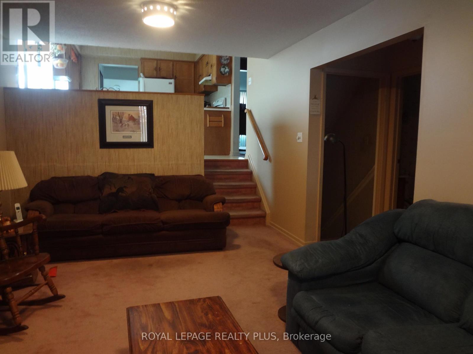 4170 TREETOP CRESCENT - 17