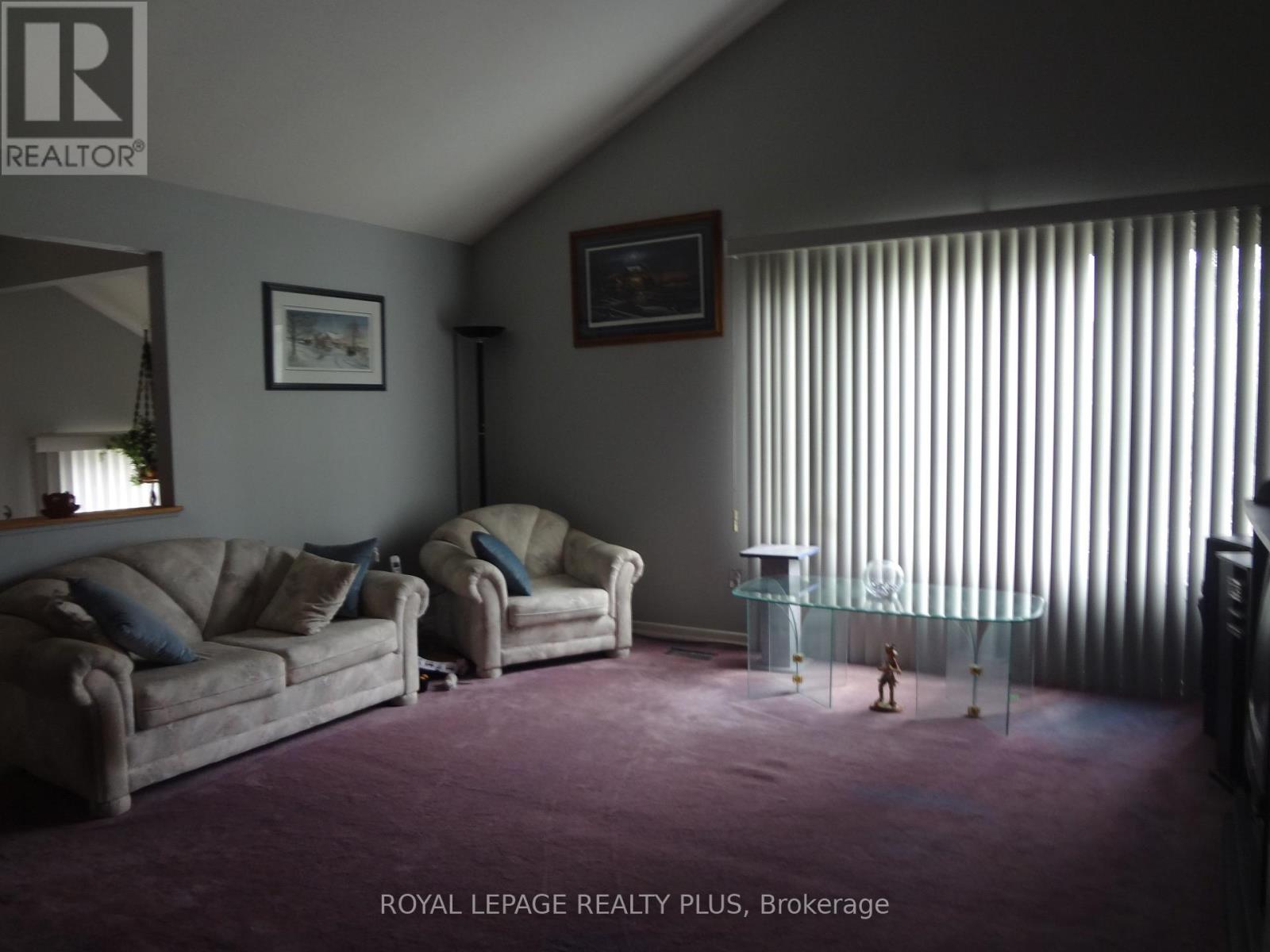 4170 TREETOP CRESCENT - 5