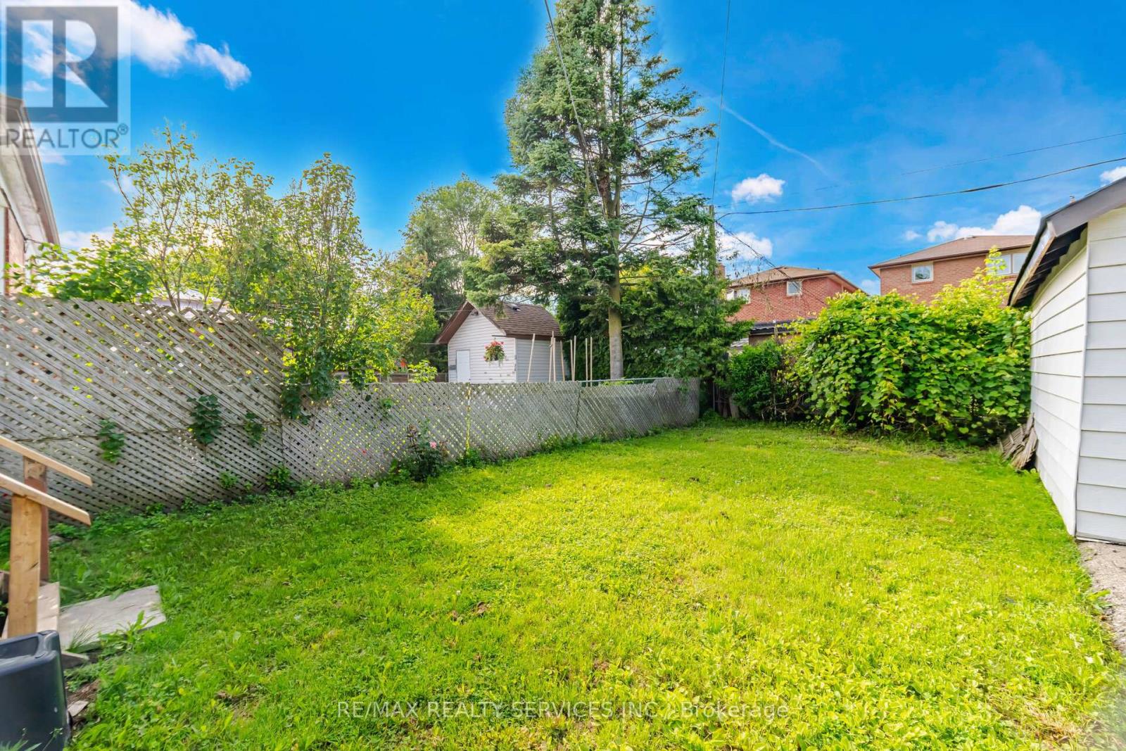 30 ELDER AVENUE - 29